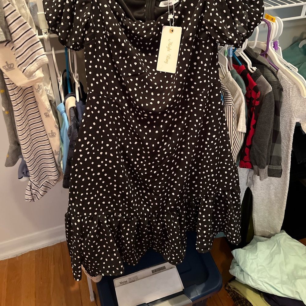 Dress - Picture 2 of 2